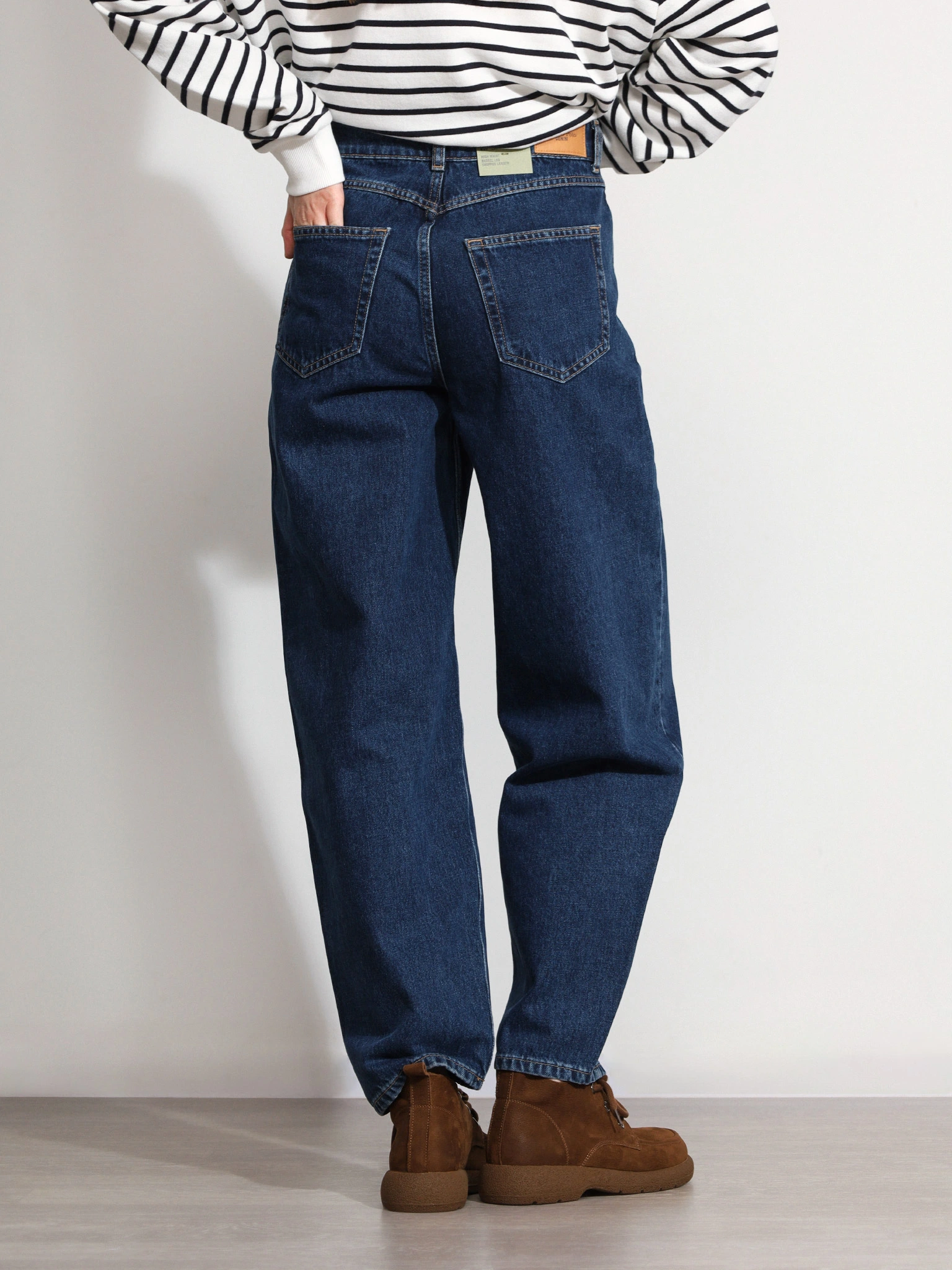 Джинсы-бананы синего цвета из хлопка